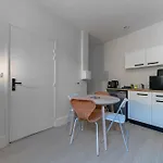 Desroziers - Design En Centre *