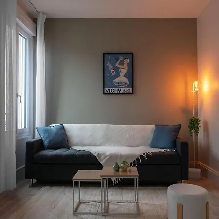 Appartement Desroziers - Design En Centre Vichy