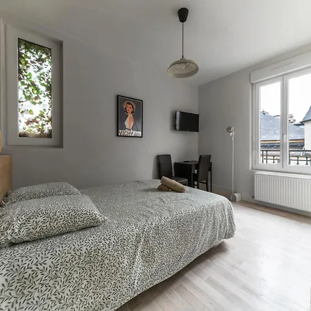 Appartement Desroziers - Design En Centre Vichy