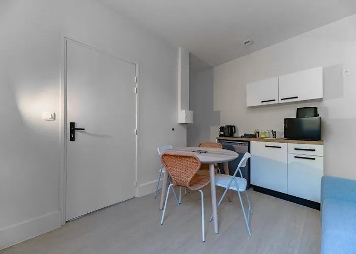 Desroziers - Design En Centre *