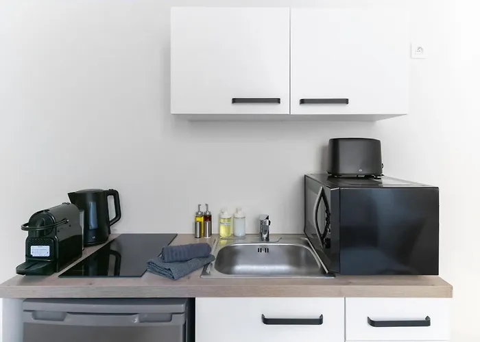 Apartman Desroziers - Design En Centre