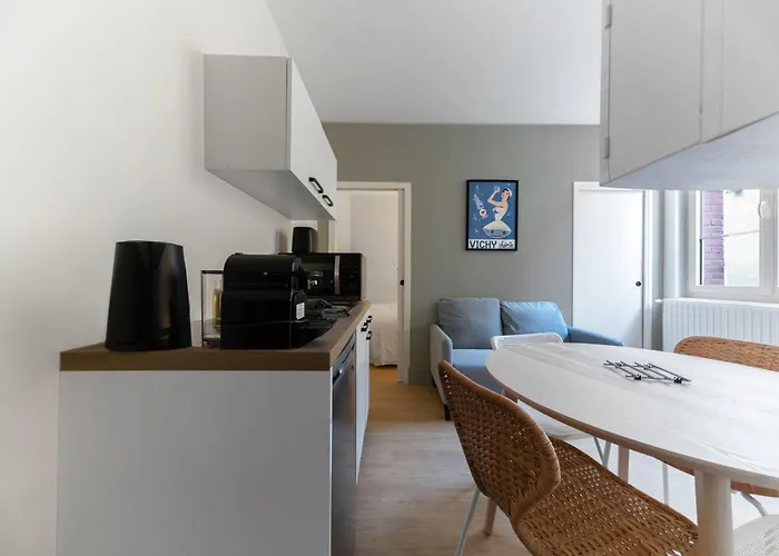 Apartman Desroziers - Design En Centre